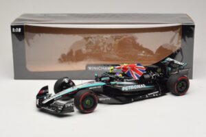 Mercedes AMG Petronas W15 E Performance L. Hamilton Winner British GP 2024 Minichamps 1:18 110241244 Resin — photo 7 of 7
