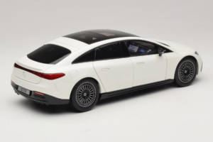 Mercedes EQS V297 Manufaktur Opalite White NZG 1:18 B66961049 Diecast — photo 3 of 8