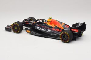 Oracle Red Bull Racing RB18 S. Perez Winner Monaco GP 2022 Minichamps 1:18 110220711 Resin — photo 5 of 7