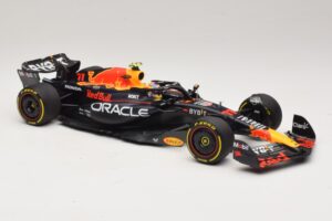 Oracle Red Bull Racing RB19 S. Perez Abu Dhabi GP 2023 Minichamps 1:18 110232311 Resin — photo 4 of 7