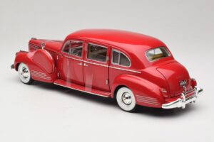 Packard Super Eight One-Eighty Red Greenlight 1:18 12971 Diecast — photo 5 of 6