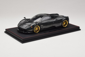 Pagani Huayra Starry Night Sky AB 1:18 REMC039 Resin — photo 2 of 7