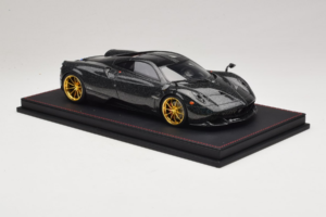 Pagani Huayra Starry Night Sky AB 1:18 REMC039 Resin — photo 4 of 7