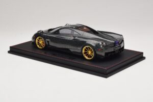 Pagani Huayra Starry Night Sky AB 1:18 REMC039 Resin — photo 5 of 7