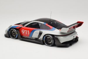 Porsche 911 992 GT3 R Rennsport GT Spirit 1:18 GT495 Resin — photo 5 of 6