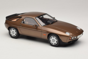 Porsche 928 S Tobacco Metallic GT Spirit 1:18 GT1005 Resin — photo 4 of 6