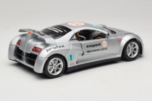 Giugiaro Prima Silver Bburago 1:18 33130 Diecast — photo 3 of 8