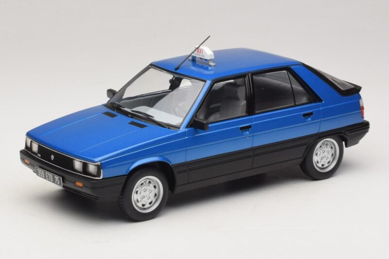 Renault 11 GTL Taxi James Bond MCG 1:18 MCG18833 Diecast