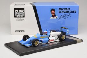 Reynard F903 Spiess M. Schumacher Winner Macau GP 1990 Minichamps 1:18 517901803 Resin — photo 6 of 6