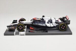 Scuderia AlphaTauri AT04 D. Ricciardo Hungarian GP 2023 Minichamps 1:18 117231203 Resin — photo 3 of 7