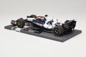 Scuderia AlphaTauri AT04 D. Ricciardo Hungarian GP 2023 Minichamps 1:18 117231203 Resin — photo 5 of 7