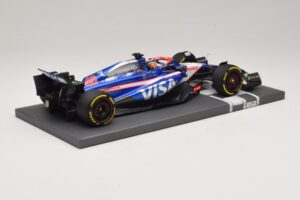 Visa Cash App RB VCARB 01 A. Iwasa FP1 Japanese GP 2024 Minichamps 1:18 117240440 Resin — photo 2 of 7