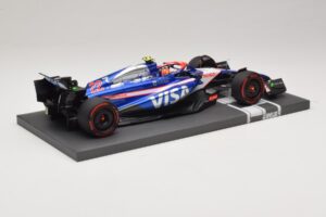 Visa Cash App RB VCARB 01 Y. Tsunoda 2024 Minichamps 1:18 117240122 Resin — photo 2 of 7