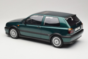 Volkswagen Golf Mk3 VR6 Carat Dragon Green Otto 1:12 G099 Resin — photo 5 of 6