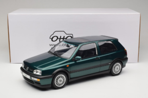 Volkswagen Golf Mk3 VR6 Carat Dragon Green Otto 1:12 G099 Resin — photo 6 of 6