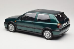 Volkswagen Golf Mk3 VR6 Carat Dragon Green Otto 1:12 G099 Resin — photo 5 of 6