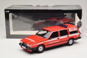 Volvo 740 GL Estate Brandweer Grobbendonk Minichamps 1:18 155171795 Diecast — photo 6 of 6