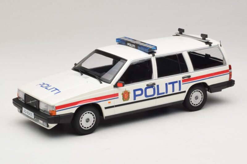 Volvo 740 GL Estate Politi Norway Minichamps 1:18 155171796 Diecast