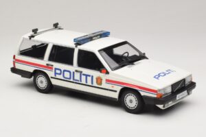 Volvo 740 GL Estate Politi Norway Minichamps 1:18 155171796 Diecast — photo 4 of 6