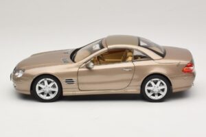 Mercedes SL500 R230 Travertine Beige Norev 1:18 183843 Diecast — photo 4 of 9