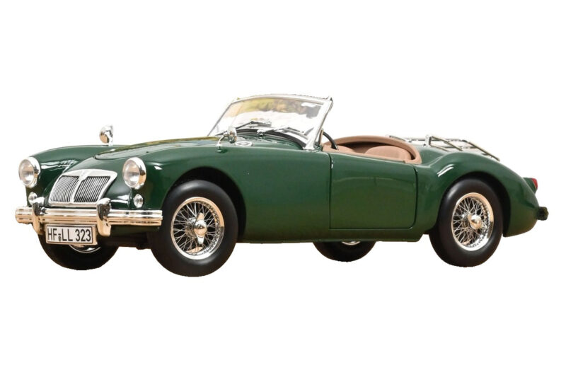 MG MGA British Racing Green Norev 1:18 MG MGA British Racing Green Norev 1:18 182610 Diecast