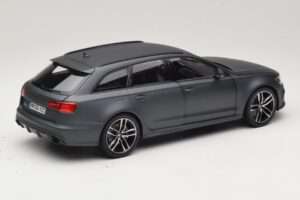 Audi RS6 C7 Avant Daytona Grey Minichamps 1:18 5011216225 Diecast — photo 2 of 8