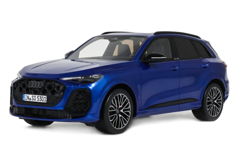 Audi SQ5 FY TFSI Ultra Blue Otto 1:18 OT1281 Resin