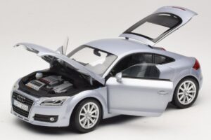 Audi TT 8N Silverblue Metallic Minichamps 1:18 100015020 Diecast — photo 2 of 8