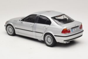 BMW 3-Series E46 6-Cylinder Silver UT Models 1:18 20512 Diecast — photo 5 of 6