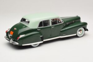 Cadillac Fleetwood Series 60 Special Green MCG 1:18 MCG18657 Diecast — photo 2 of 6