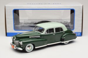 Cadillac Fleetwood Series 60 Special Green MCG 1:18 MCG18657 Diecast — photo 6 of 6