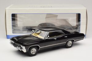 Chevrolet Impala Black MCG 1:18 MCG181006 Diecast — photo 6 of 6