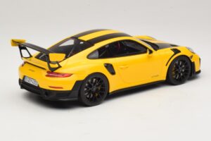 Porsche 911 GT2 RS 991.2 Nurburgring Lap Record Yellow GT Spirit 1:18 GT972 Resin — photo 2 of 6