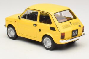 Fiat 126 Yellow MCG 1:18 MCG18667 Diecast — photo 4 of 6
