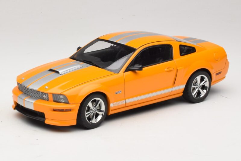 Ford Mustang GT S197 Grabber Orange Metallic AUTOart 1:18 73117-A1 Diecast