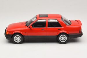 Ford Orion Mk2 1600E Red MCG 1:18 MCG18488 Diecast — photo 3 of 6