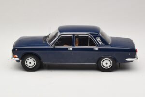 GAZ Volga GAZ-24-10 Dark Blue MCG 1:18 MCG18014 Diecast — photo 3 of 6