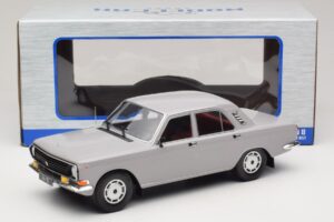 GAZ Volga GAZ-24-10 Grey MCG 1:18 MCG18016 Diecast — photo 6 of 6