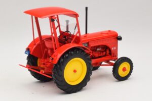 Hanomag R35 Tractor Red Minichamps 1:18 109153071 Diecast — photo 2 of 6