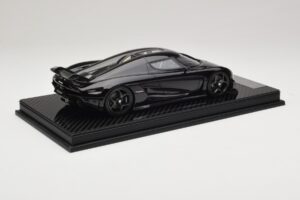 Koenigsegg Regera Black Carbon Package Beige Interior FrontiArt 1:18 REMC042 Resin — photo 2 of 7