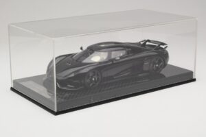 Koenigsegg Regera Black Carbon Package Beige Interior FrontiArt 1:18 REMC042 Resin — photo 6 of 7