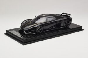 Koenigsegg Regera Black Carbon Package FrontiArt 1:18 F079-179 Resin