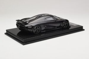Koenigsegg Regera Black Carbon Package FrontiArt 1:18 F079-179 Resin — photo 2 of 7