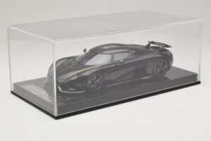 Koenigsegg Regera Black Carbon Package FrontiArt 1:18 F079-179 Resin — photo 6 of 7