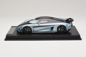 Koenigsegg Regera Blue Carbon Package FrontiArt 1:18 F079-173 Resin — photo 3 of 7