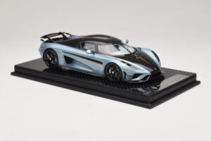Koenigsegg Regera Blue Carbon Package FrontiArt 1:18 F079-173 Resin — photo 4 of 7