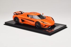Koenigsegg Regera Orange Carbon Package FrontiArt 1:18 F071-153 Resin — photo 4 of 7