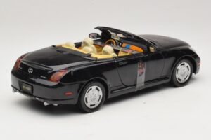 Lexus SC430 Convertible Black Motormax 1:18 73119 Diecast — photo 2 of 6