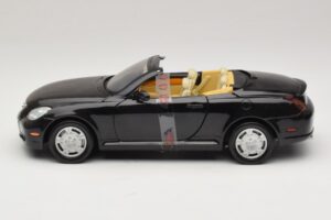 Lexus SC430 Convertible Black Motormax 1:18 73119 Diecast — photo 3 of 6