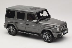 Mercedes G-Class W465 Classic Grey Norev 1:18 183035 Diecast — photo 4 of 6